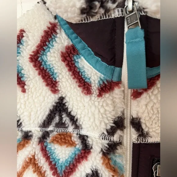 Patagonia fleece vest - Picture 3 of 4